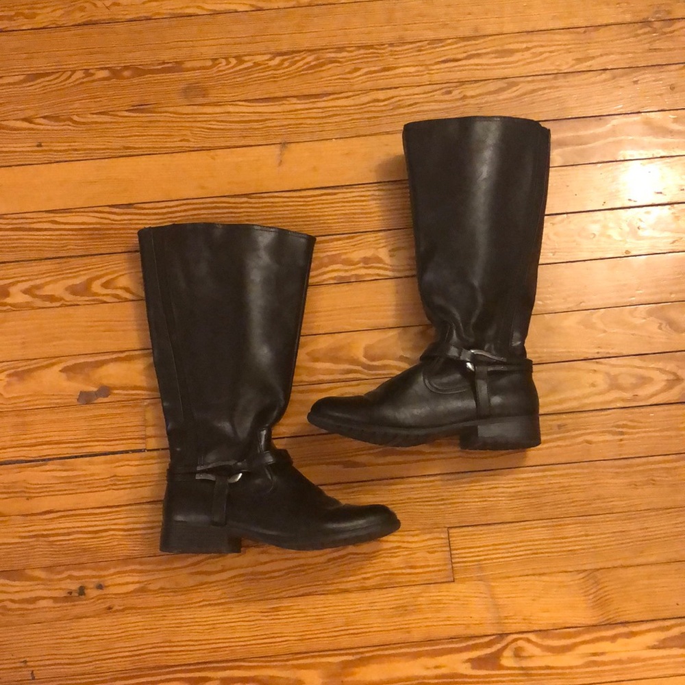 Wide calf boots